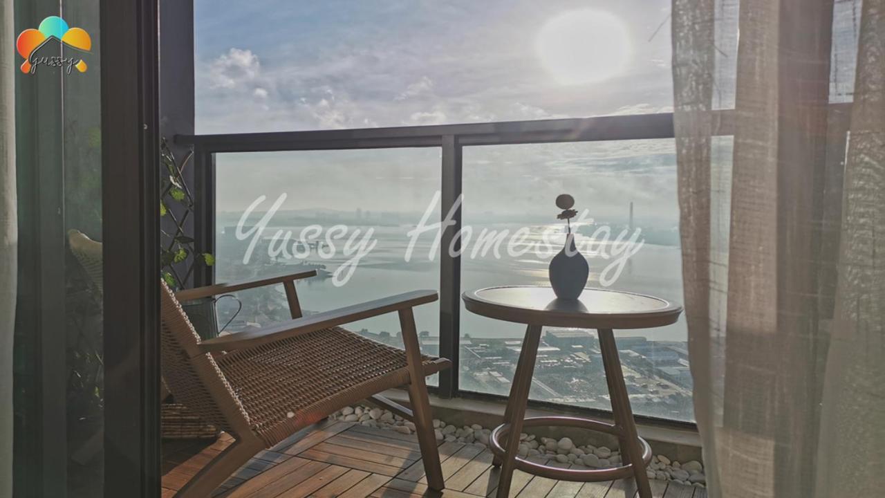 Yussy 2 Bedroom Sea View Condo At R&F Princess Cove Johor Bahru Exterior photo