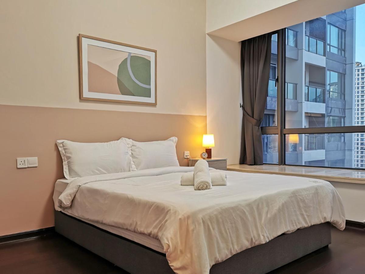 Yussy 2 Bedroom Sea View Condo At R&F Princess Cove Johor Bahru Exterior photo